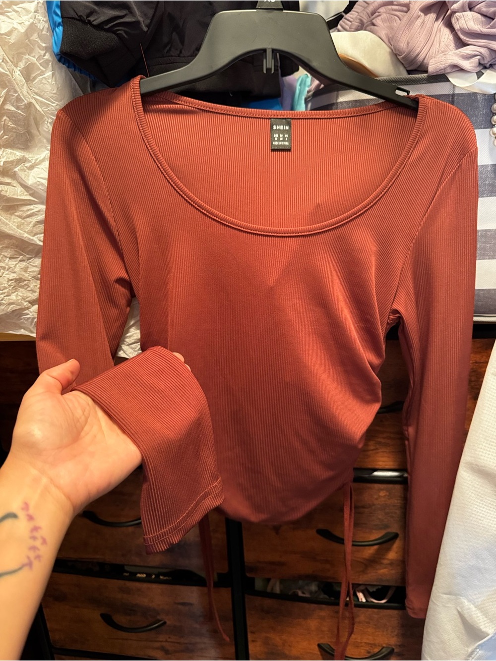 Basic Scoop Neck Long Sleeve Top - Rust